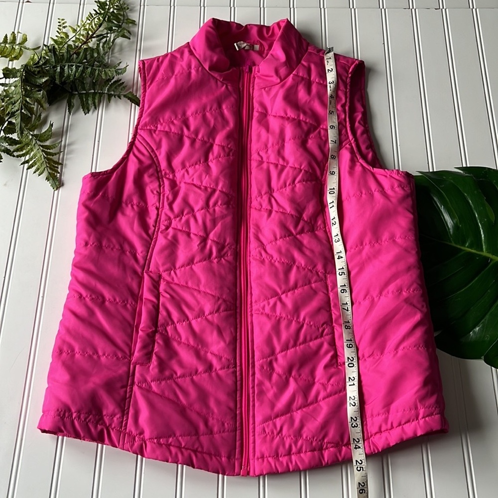 Pink puffer vest lightweight zip up - Picture 2 of 10